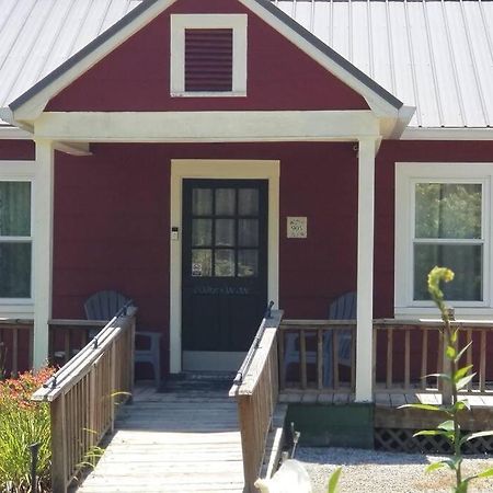 Charming Cottage In Morganton With Ample Parking Екстериор снимка