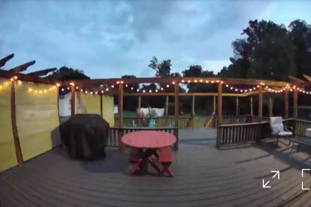 Charming Cottage In Morganton With Ample Parking Екстериор снимка